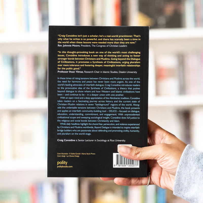 Beyond Dialogue : Building Bonds Between Christians and Muslims