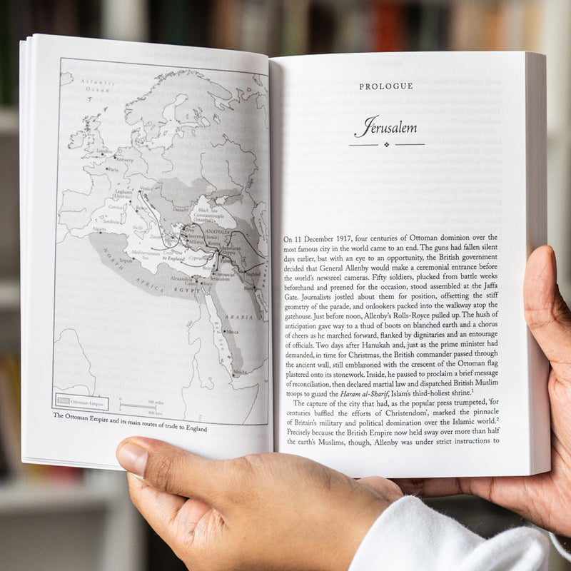 Pashas: Traders and Travellers in the Islamic World