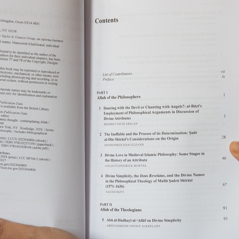 The Attributes of God in Islamic Thought: Contemplating Allah