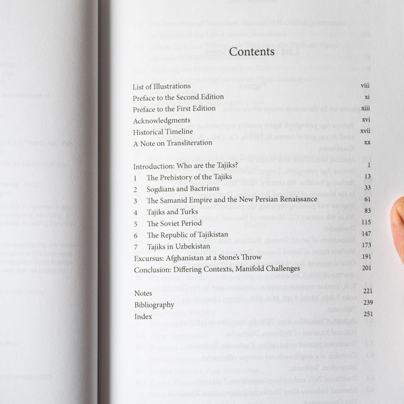 A History of the Tajiks: Iranians of the East