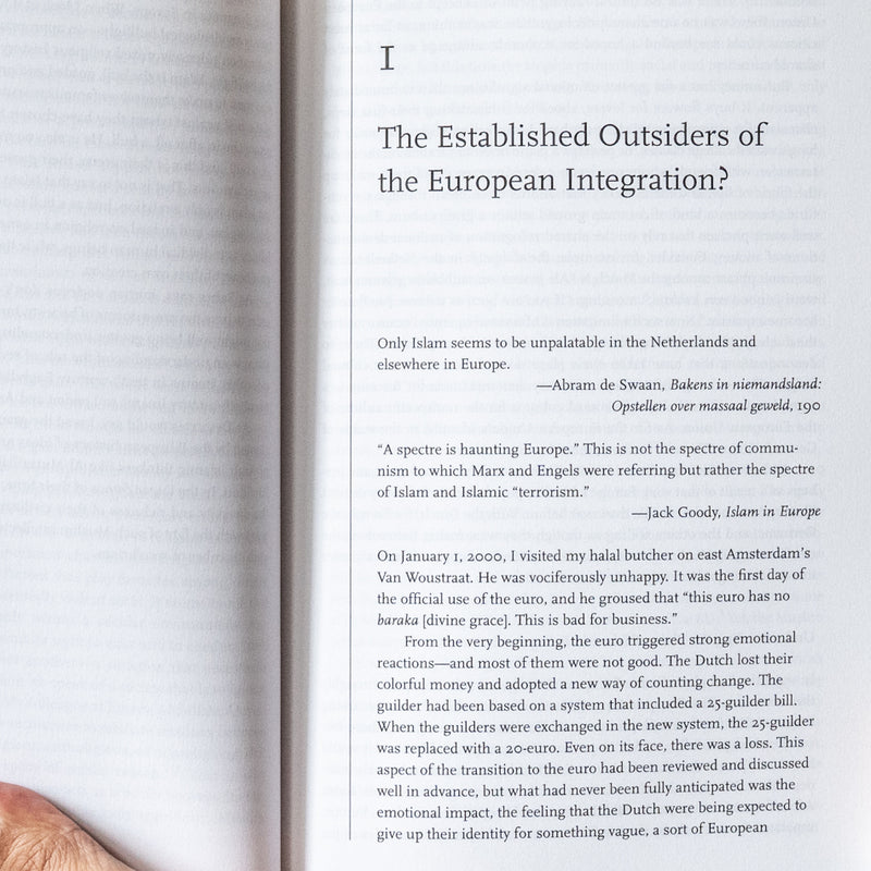 In the House of War: Dutch Islam Observed