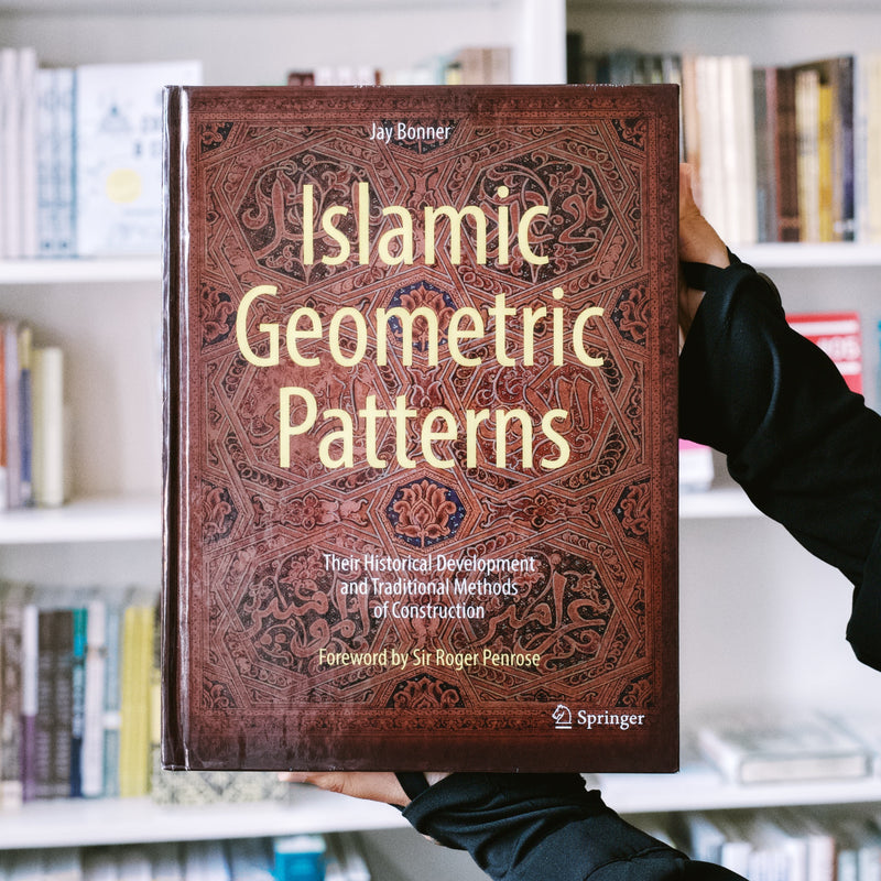 Islamic Geometric Patterns: Their Historical Development and Traditional Methods of Construction