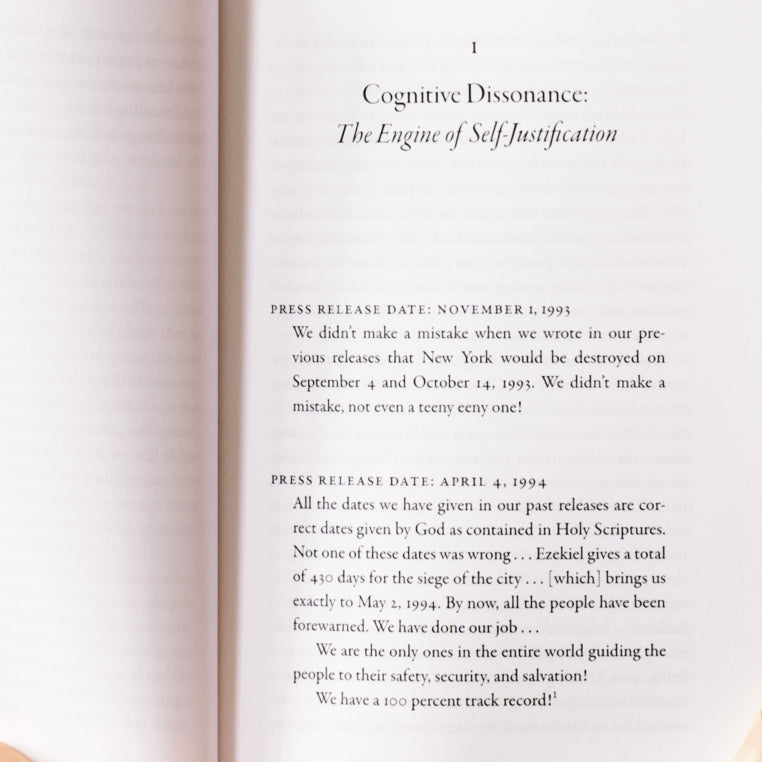 Mistakes Were Made (but Not by Me): Why We Justify Foolish Beliefs, Bad Decisions and Hurtful Acts