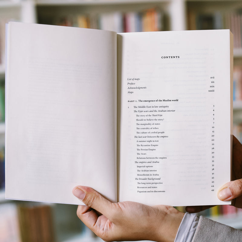 A History of the Muslim World: From Its Origins to the Dawn of Modernity PB