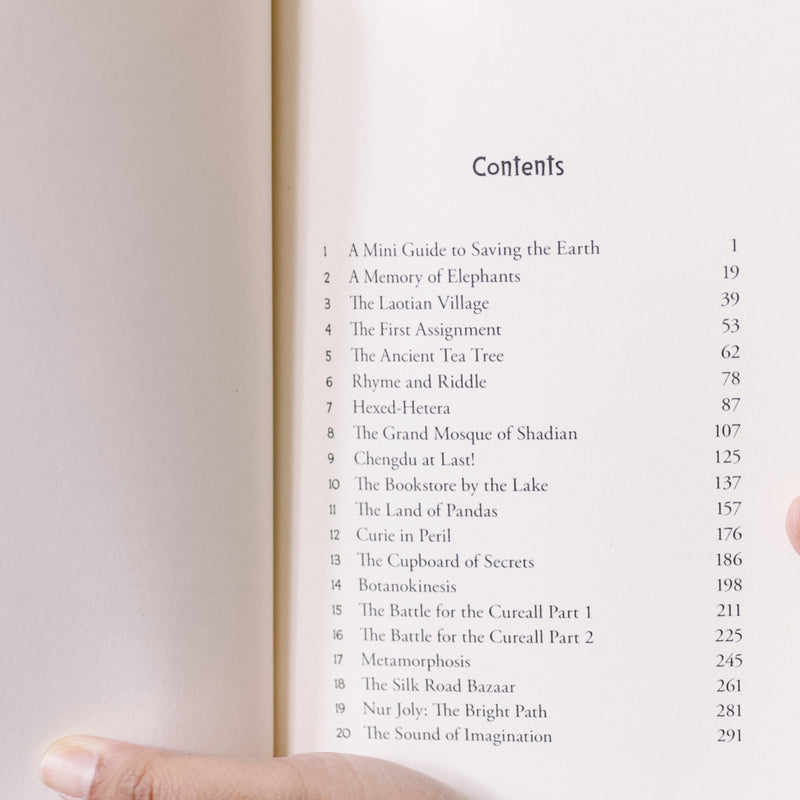 The Travelling Library Chronicles of Maizey Lee 2: The Trail Through China