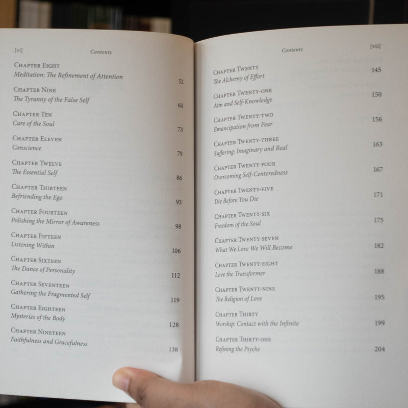 Living Presence: The Sufi Path to Mindfulness and the Essential Self