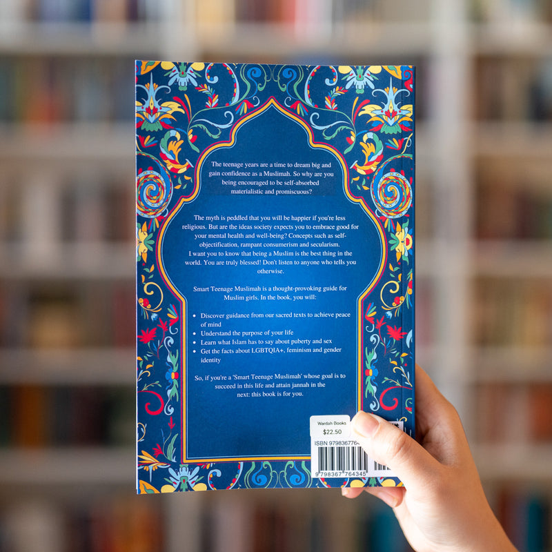 Smart Teenage Muslimah