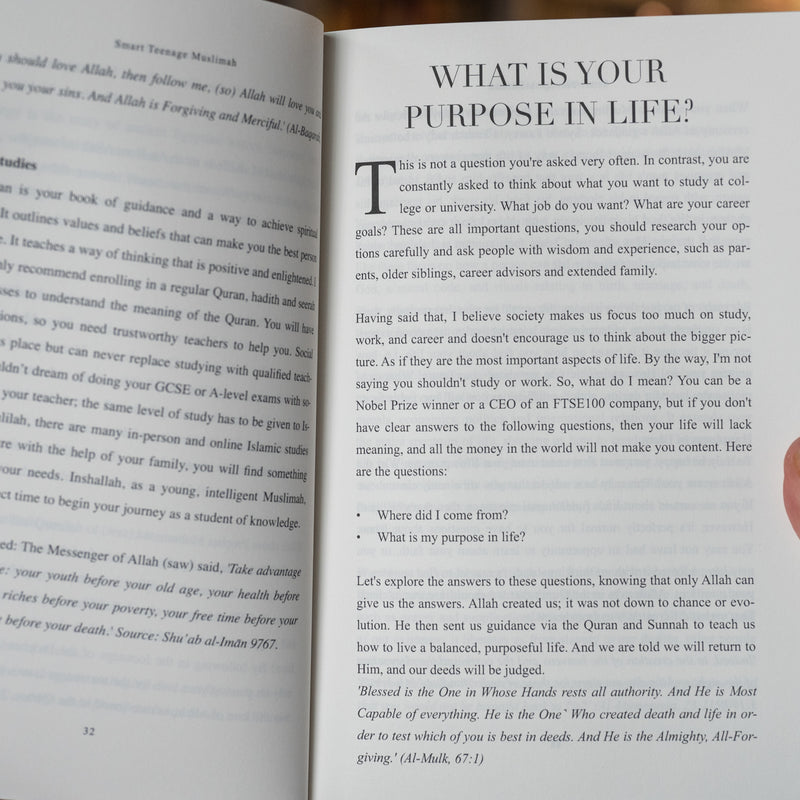 Smart Teenage Muslimah