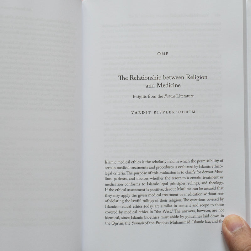 Medicine and Shariah: A Dialogue in Islamic Bioethics