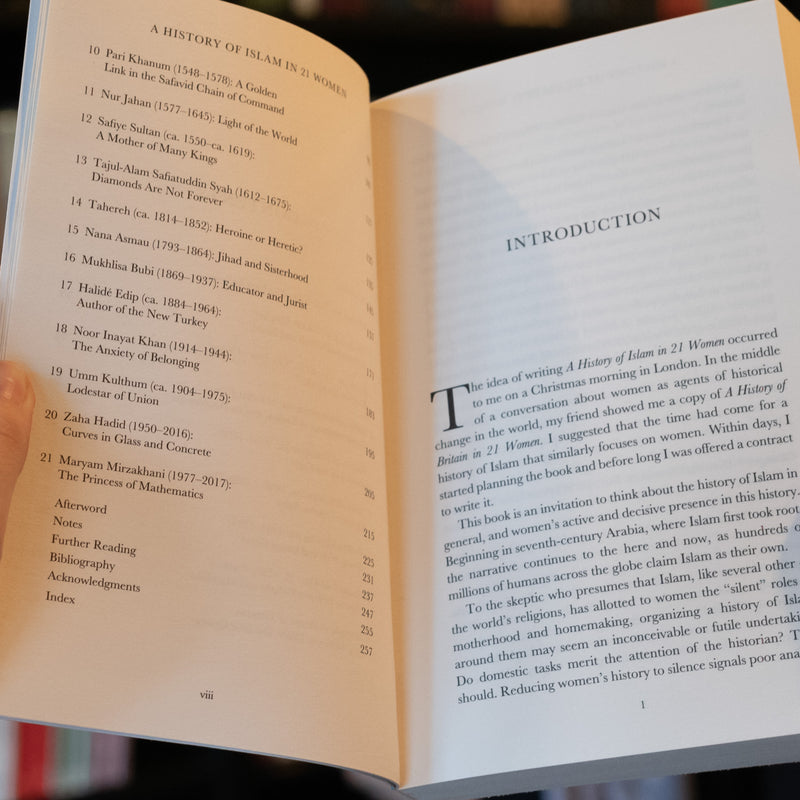 A History of Islam in 21 Women
