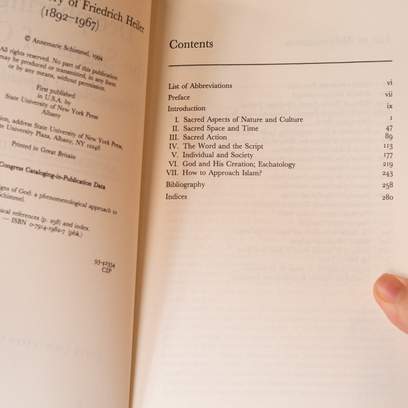 Deciphering the Signs of God: A Phenomenological Approach to Islam