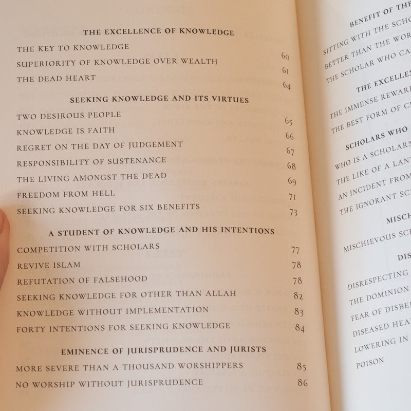 The Merit of Knowledge and Scholars