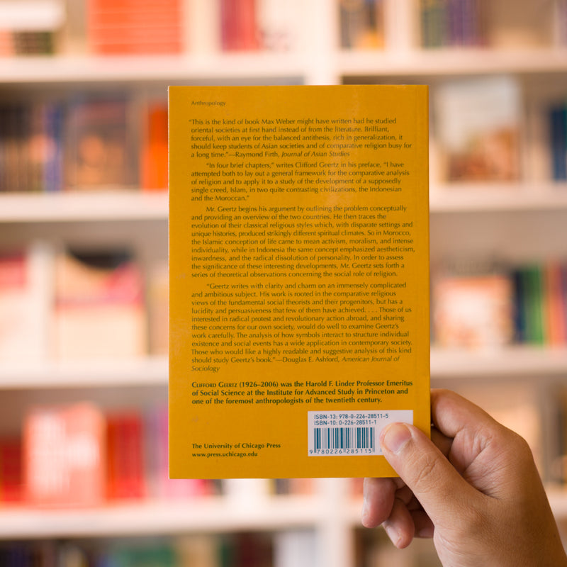 Islam Observed: Religious Development in Morocco and Indonesia